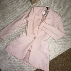 ✨For Sale! ✨ Express Soft Pink Women's Blazer